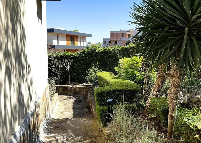 морска идилия Burgas City