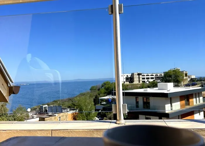 морска идилия Apartament Burgas City